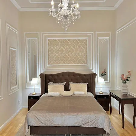 Angeloroma Deluxe Apartment *
